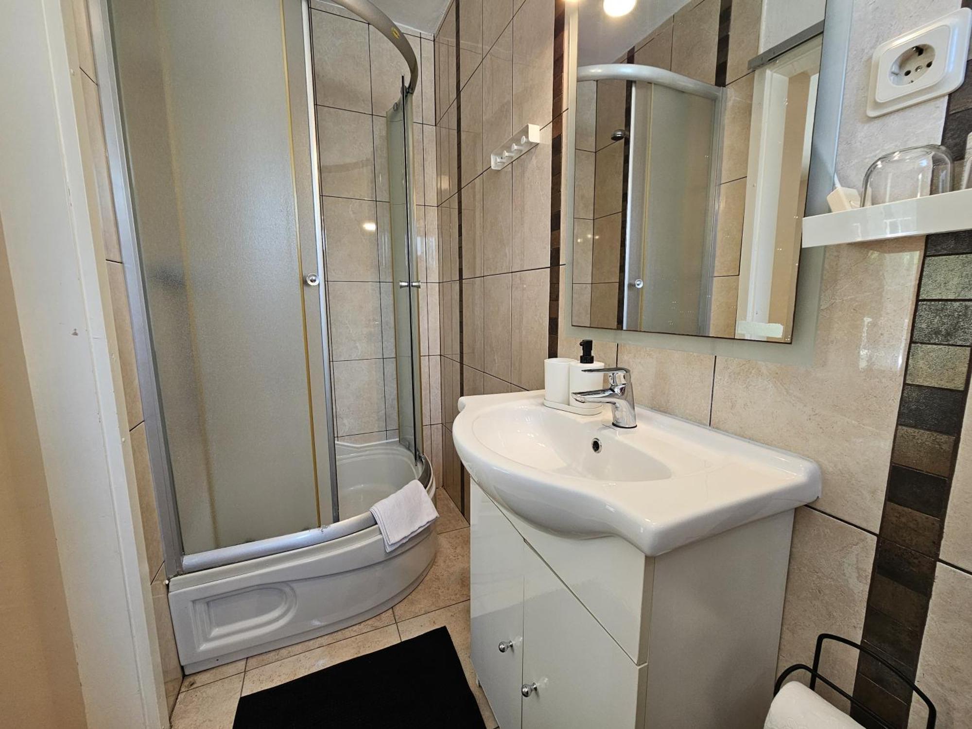 Apartments Mirko Malinska Εξωτερικό φωτογραφία